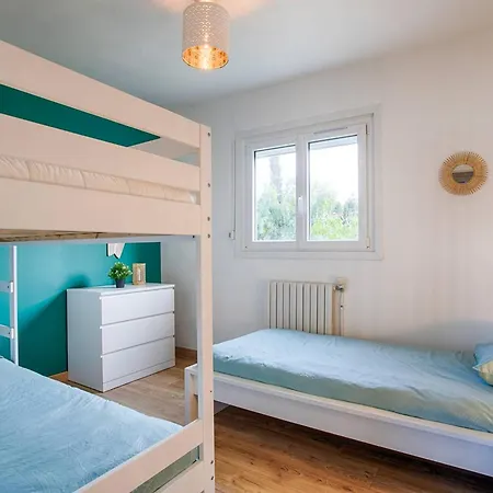 Maison De Plain-pied Avec Jardin Paisible, Pour 5 Personnes A - Fr-1-788-39 * Cabourg
